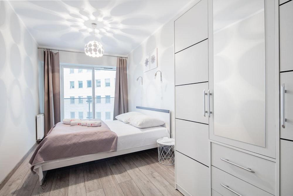 Capital Apartments - Towarowa Poznań Buitenkant foto